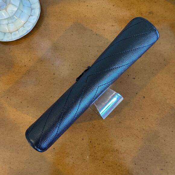 Saint Laurent Cassandre Matelassé Large Flap Wallet in Grain De Poudre Leather - Picture 4 of 12